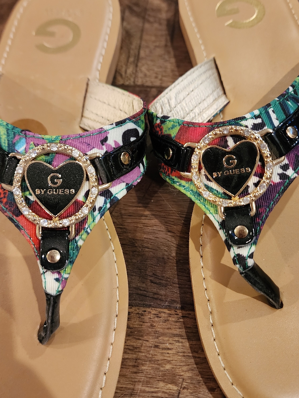 GUESS Multicolor Floral Thong Sandals